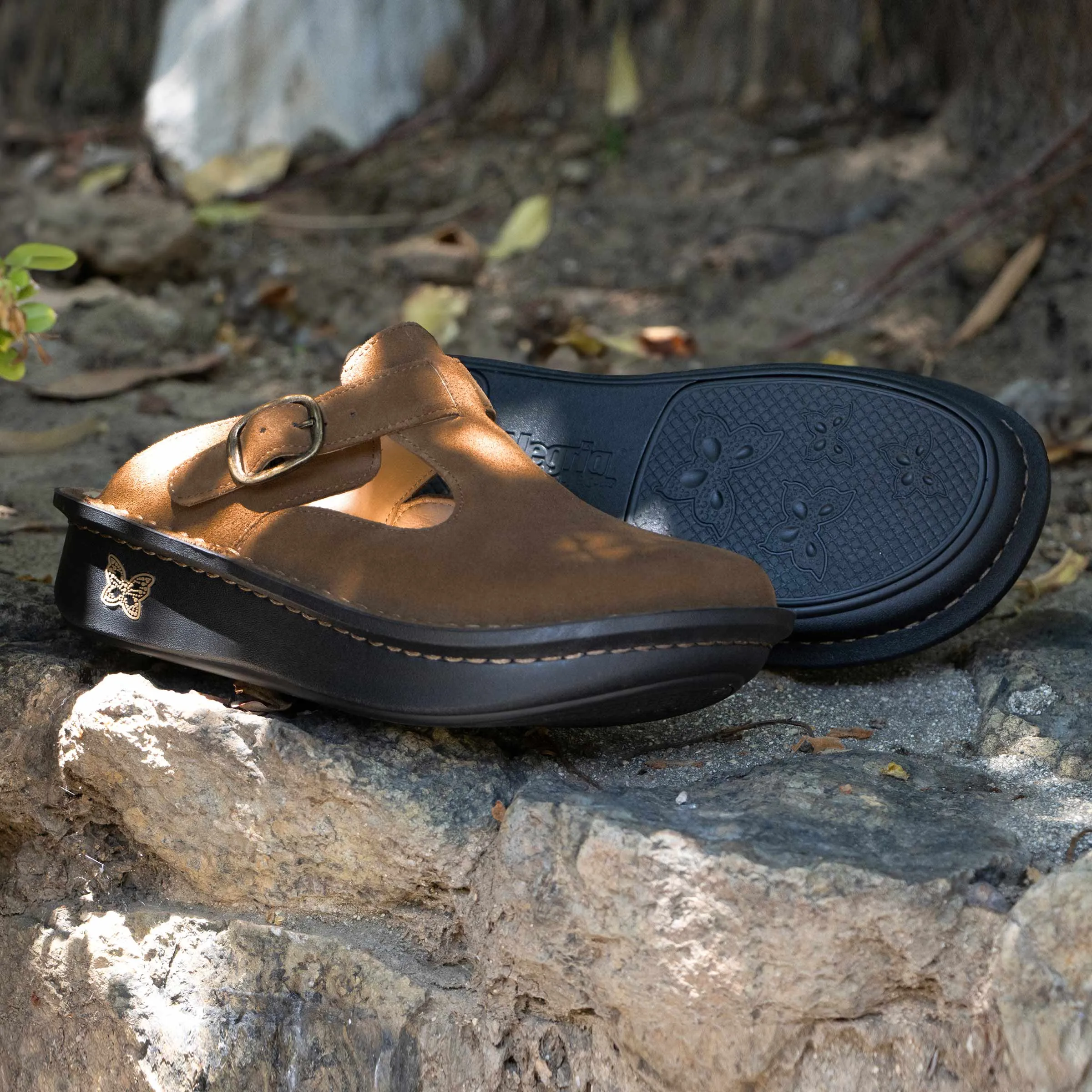 Classic Tandamonium Shoe