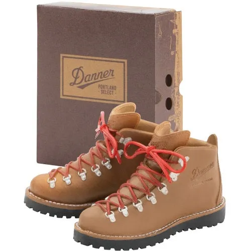 Danner Boots Miniature Collection Ken Elephant Collectible Toy