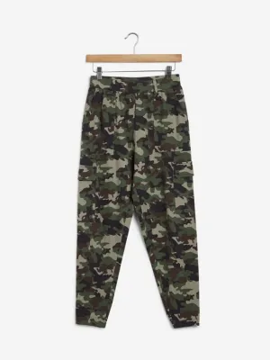 Nuon Khaki Reggie Camouflage Print Joggers