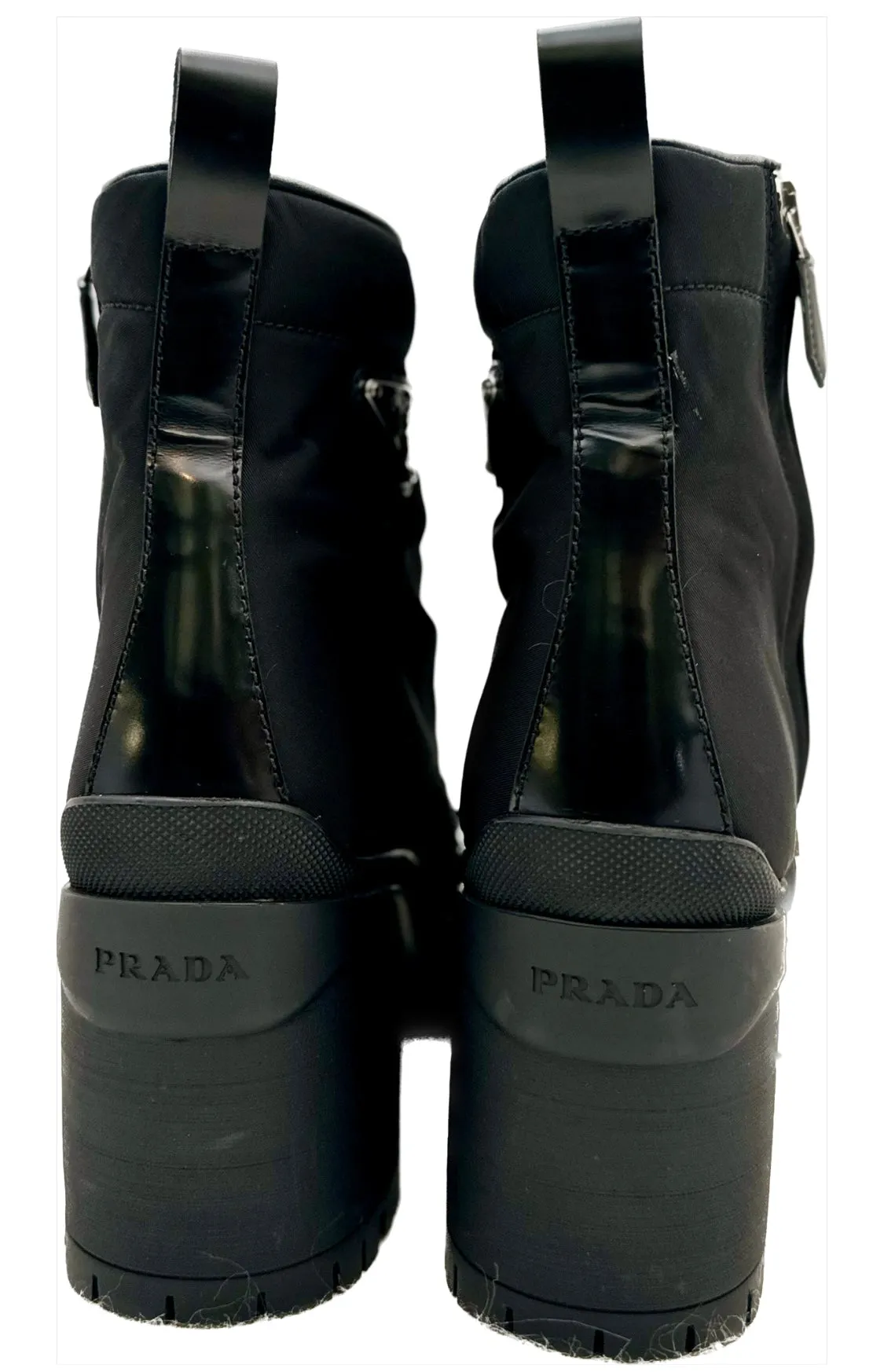 PRADA CLASSIC BRUSHED LEATHER AND NYLON LACED BOOTIES size 40 (PREOWNED)