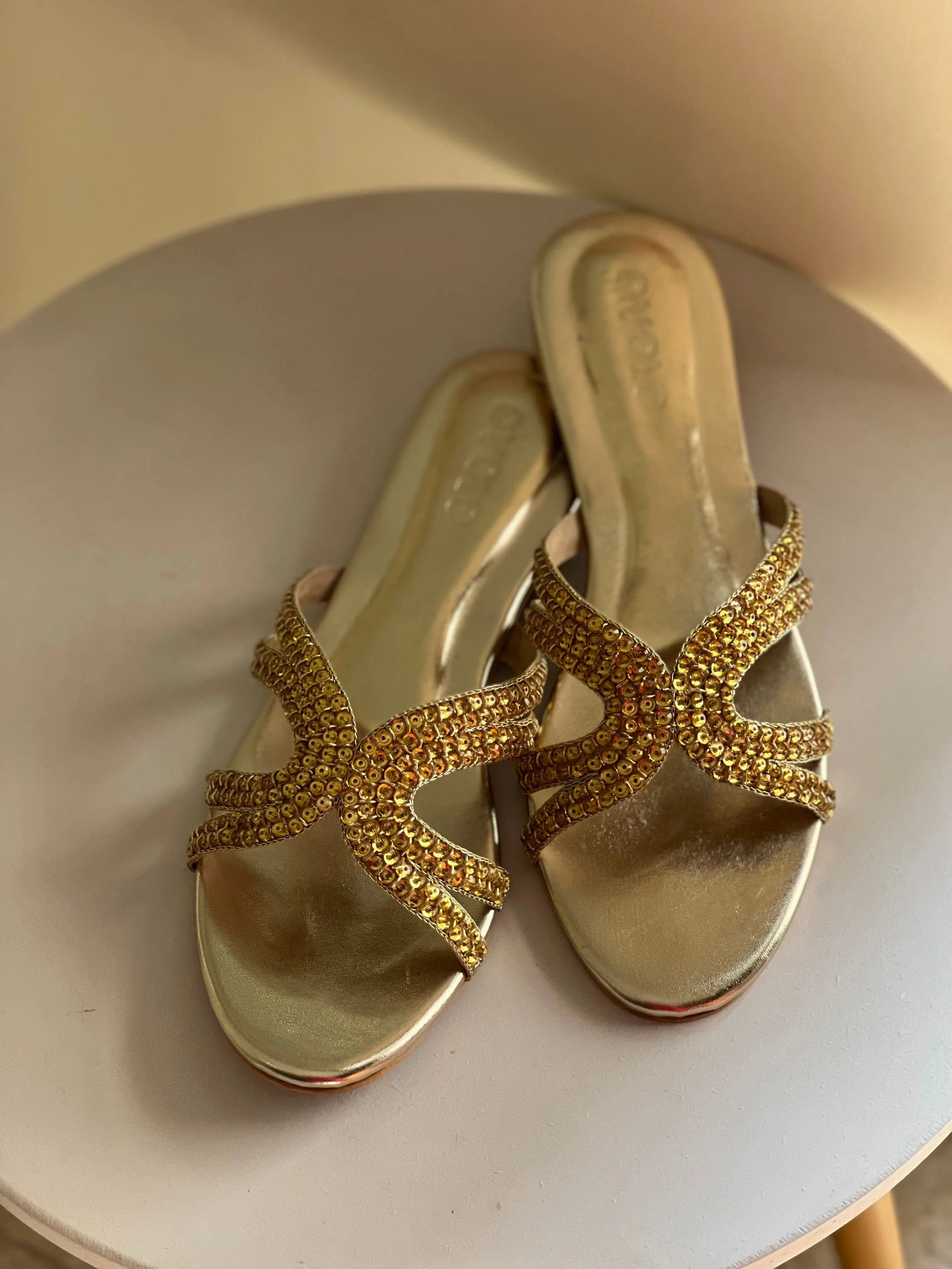 Svetlana Slides - Gold