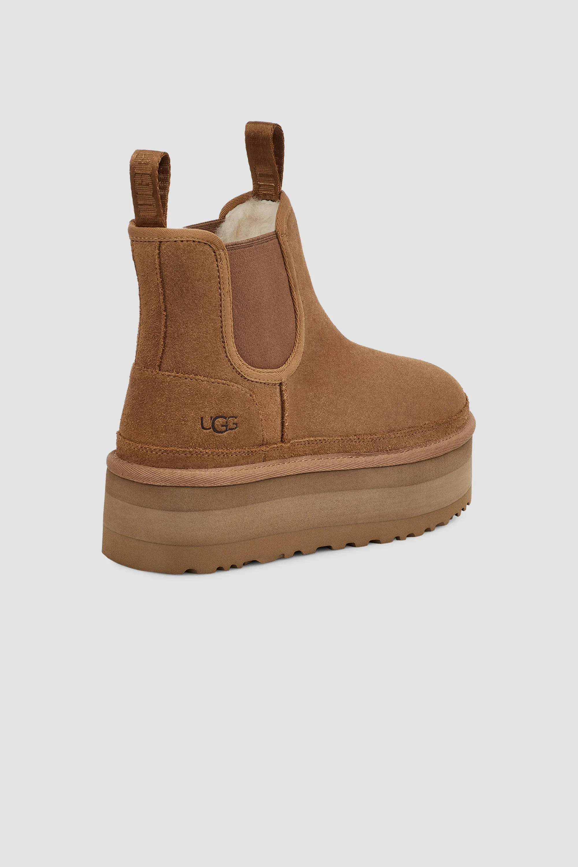 UGG Women's Neumel Platform Chelsea in Chestnut