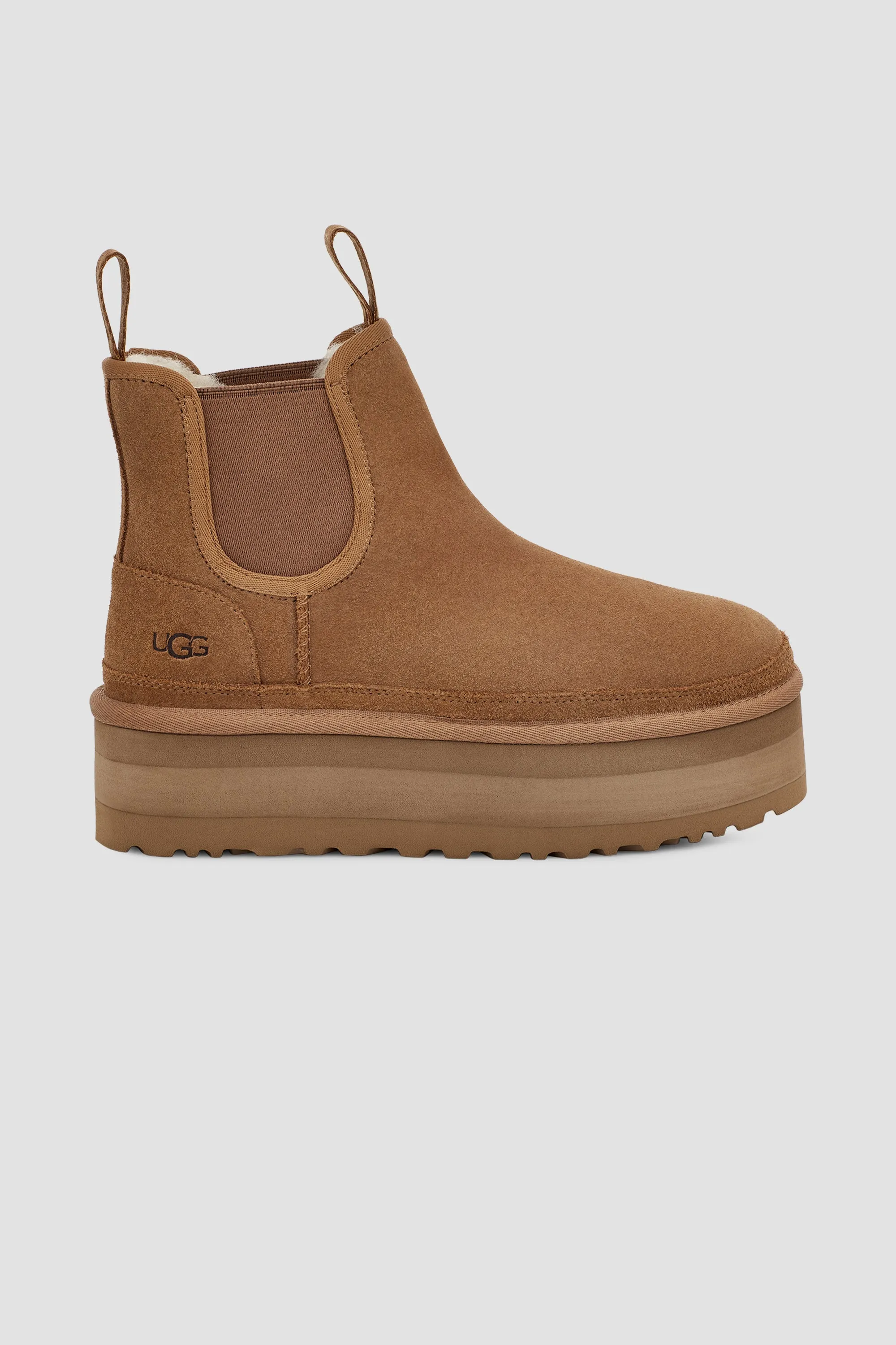 UGG Women's Neumel Platform Chelsea in Chestnut